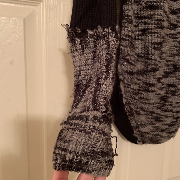 Ruff Hewn Hooded Waffle Top - Picture 2 of 4